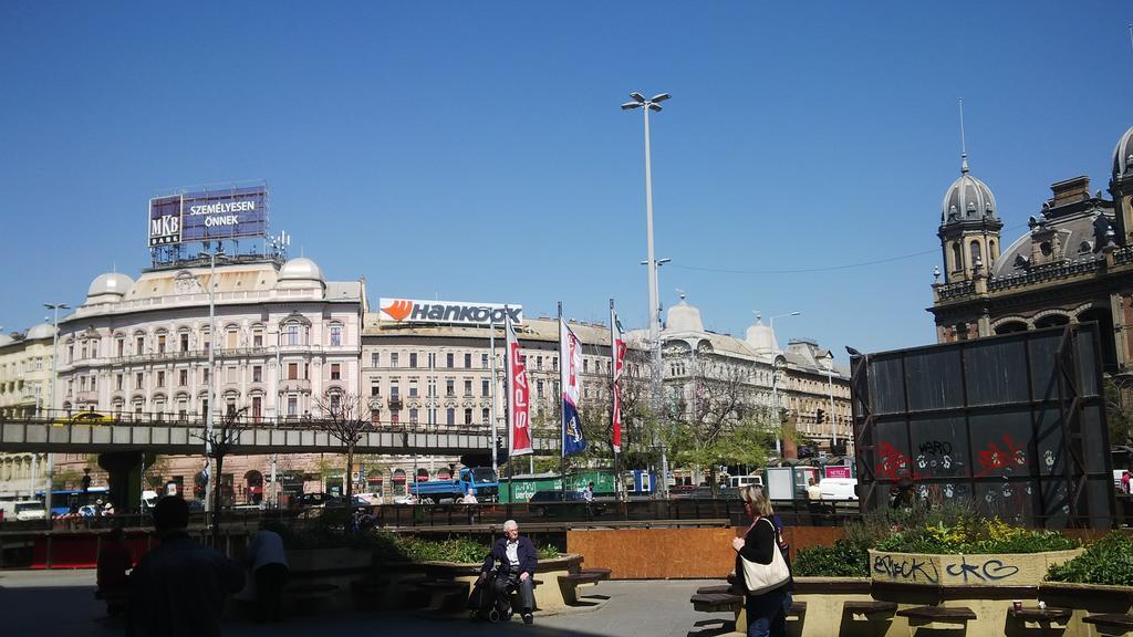 Downtown Apartments Budapeste Exterior foto